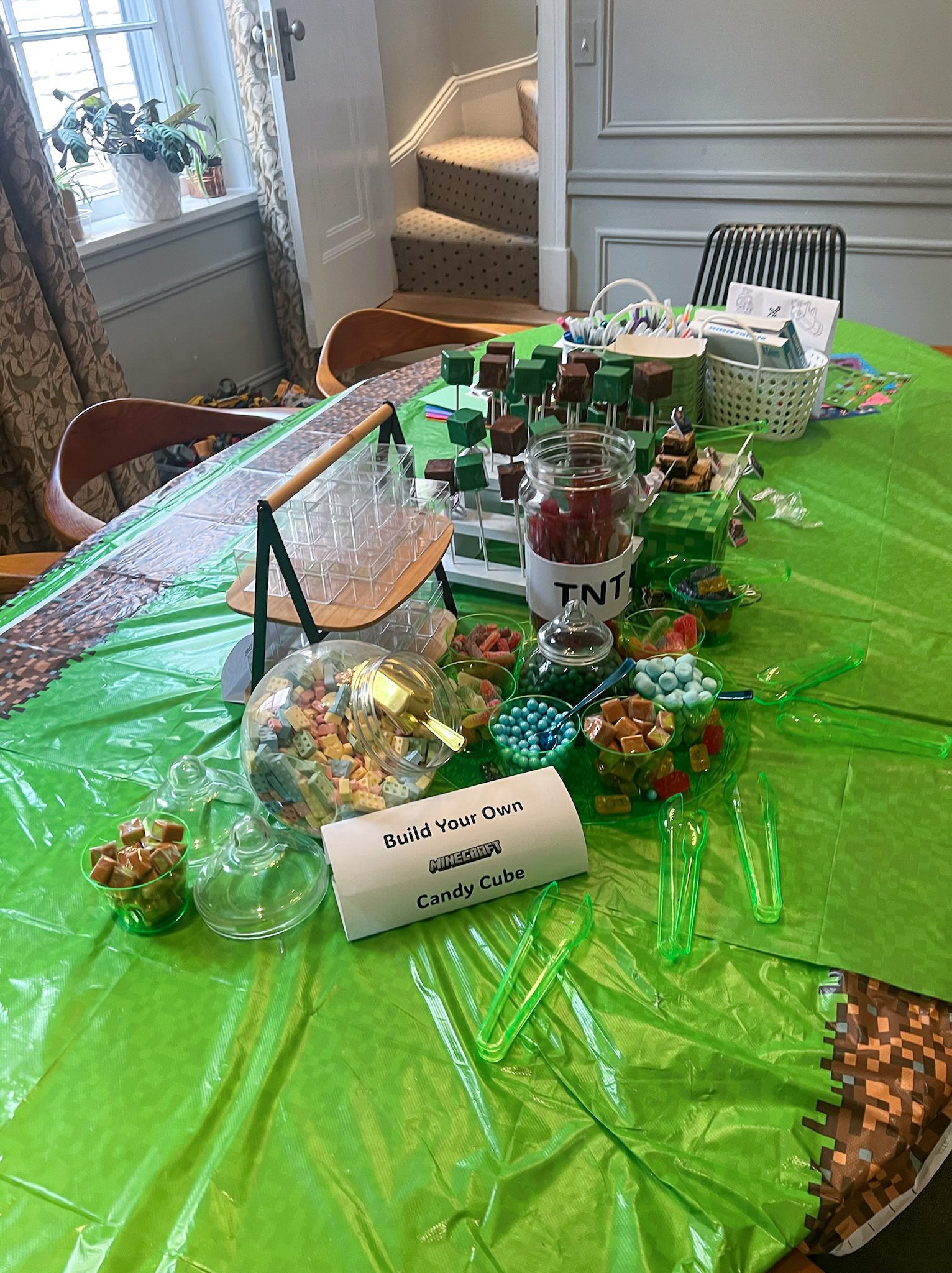 Build Your Own Candy Cube Station