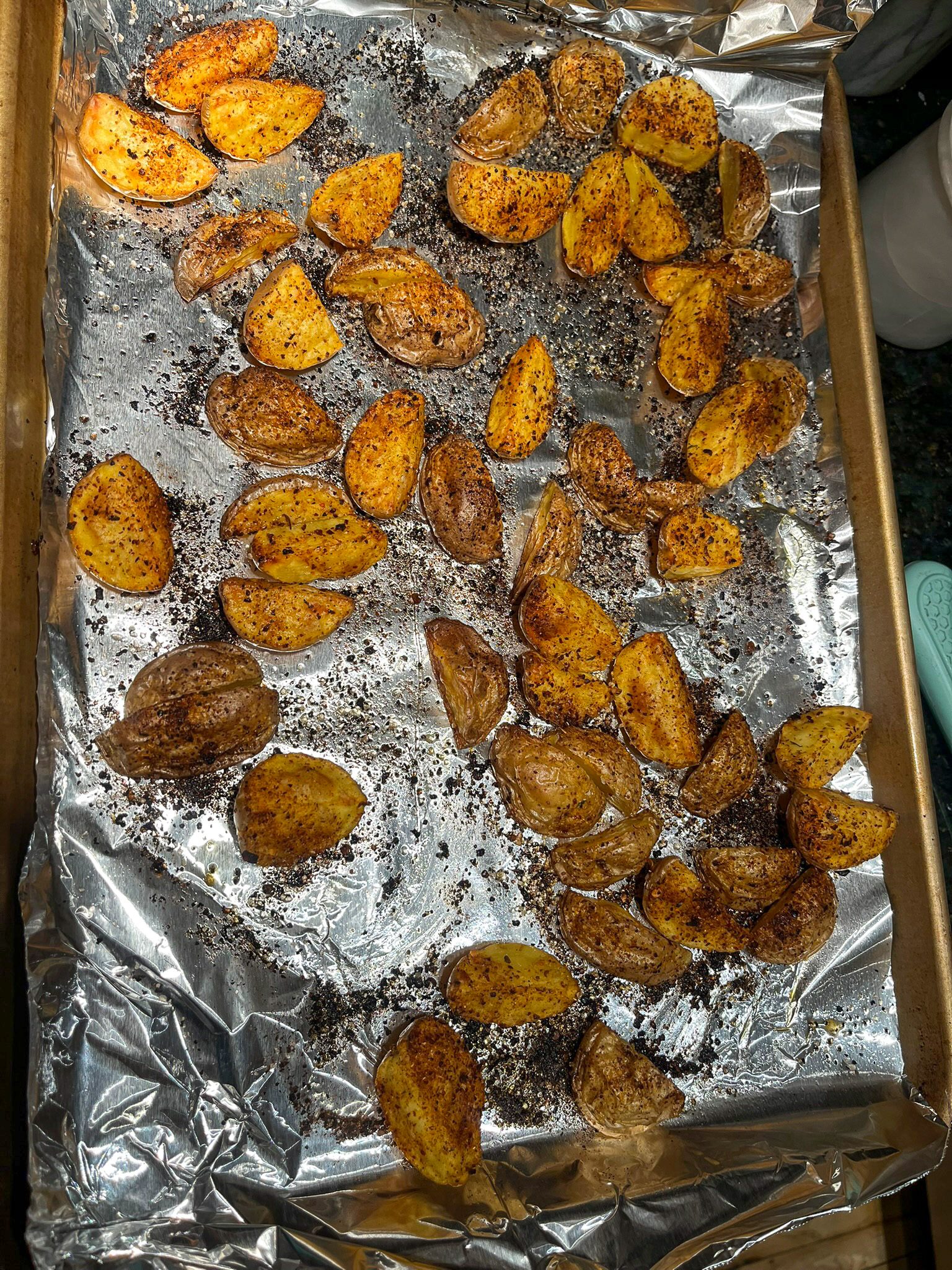 Seasoned Crispy Baby Potatoes Seasoned Crispy Baby Potatoes